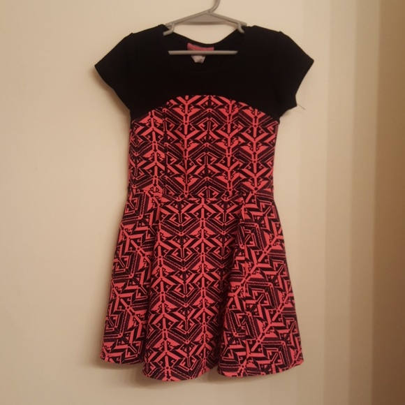 Girls dress - Picture 1 of 2